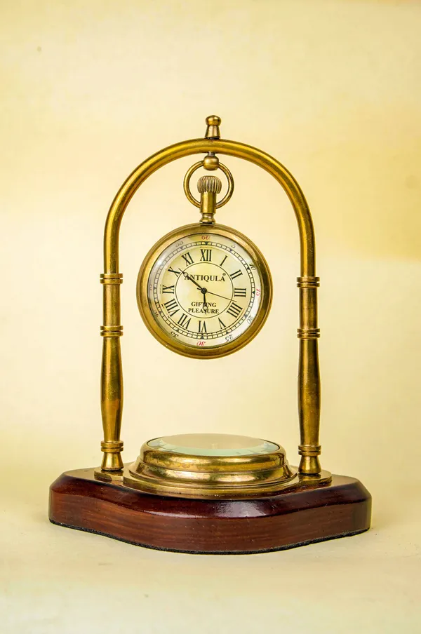 Antiqula_Magnus_6.5_Vintage_Brass_Sheesham_Wood_Desk_Clock_With_Compass_Engraved_Quote